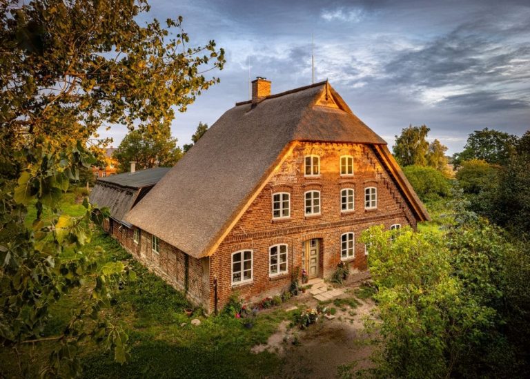 Our Visit to a 500-Year-Old Savannah Farmhouse